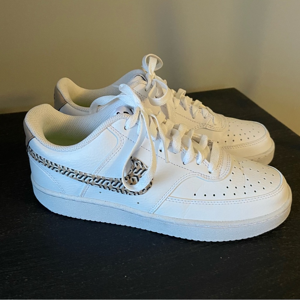 Nike White Sneakers with Black Detailing